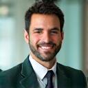 Retrato del Dr. Alejandro Rodríguez, experto en nutrición funcional.